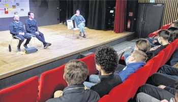 Les jeunes incités à la réflexion via le théâtre